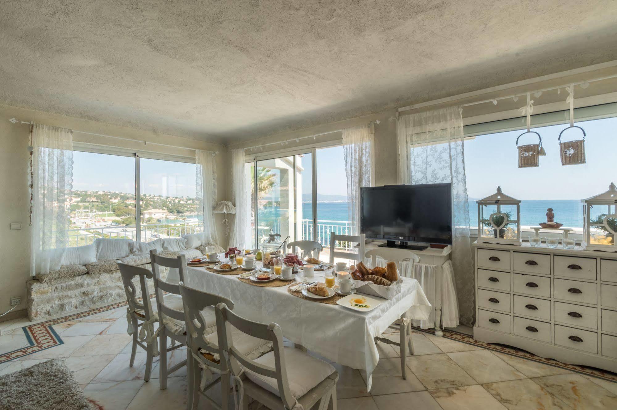 Mer Du Mer Roquebrune-sur Argens Dış mekan fotoğraf